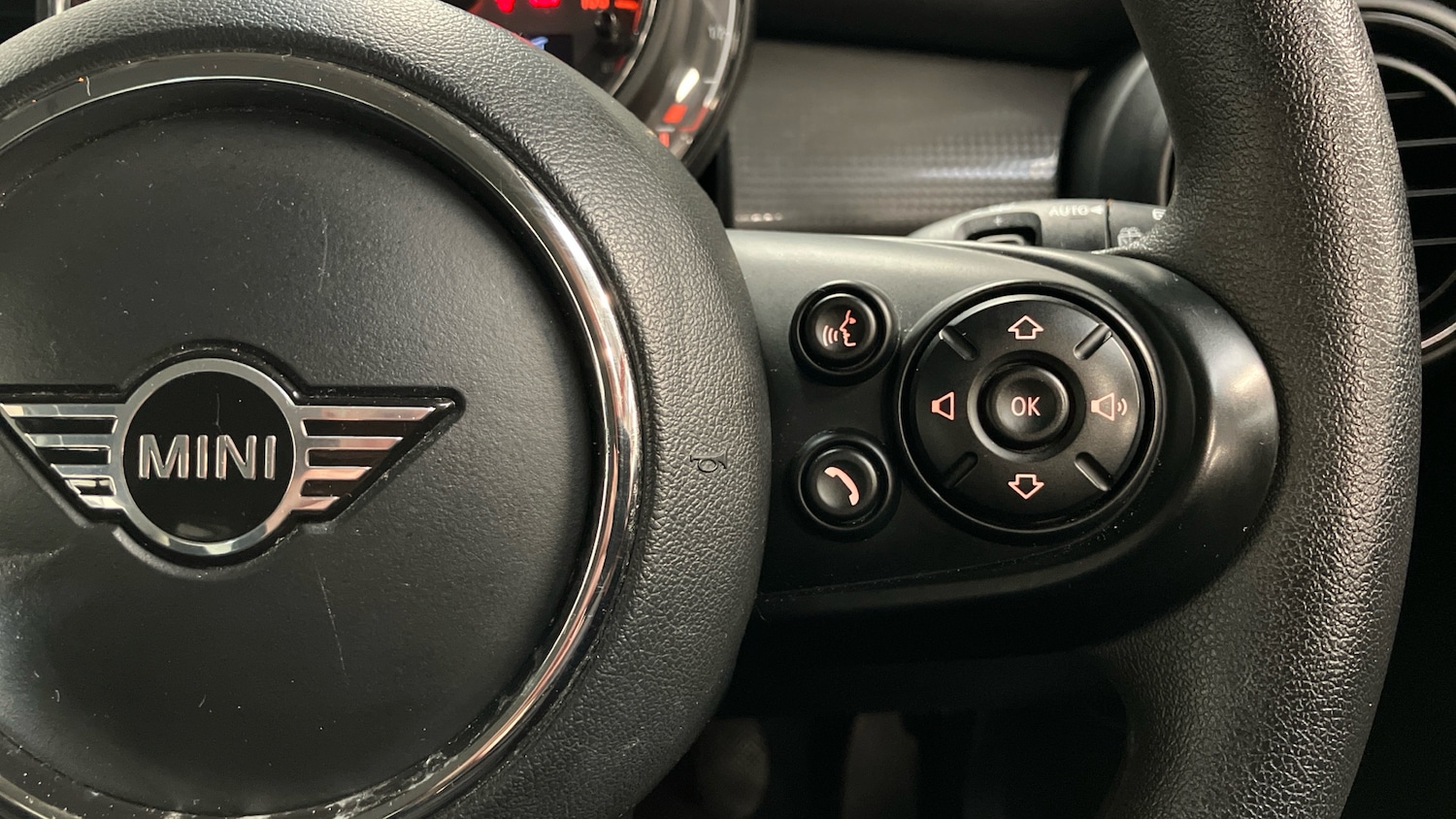 Used MINI Hatch 2019 for sale - 76877361: Photo 18