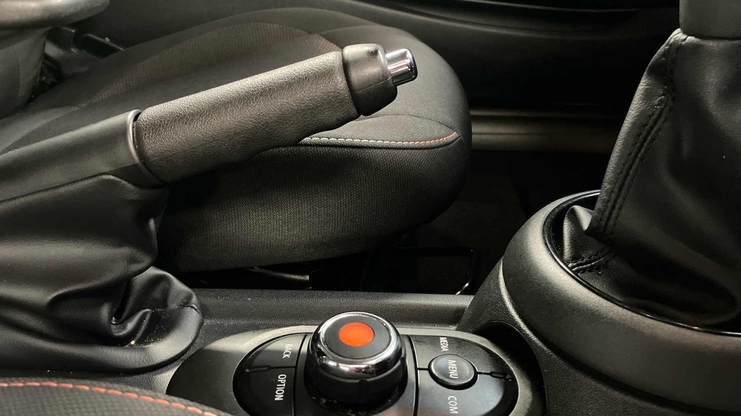 Used MINI Hatch 2019 for sale - 76877361: Photo 19