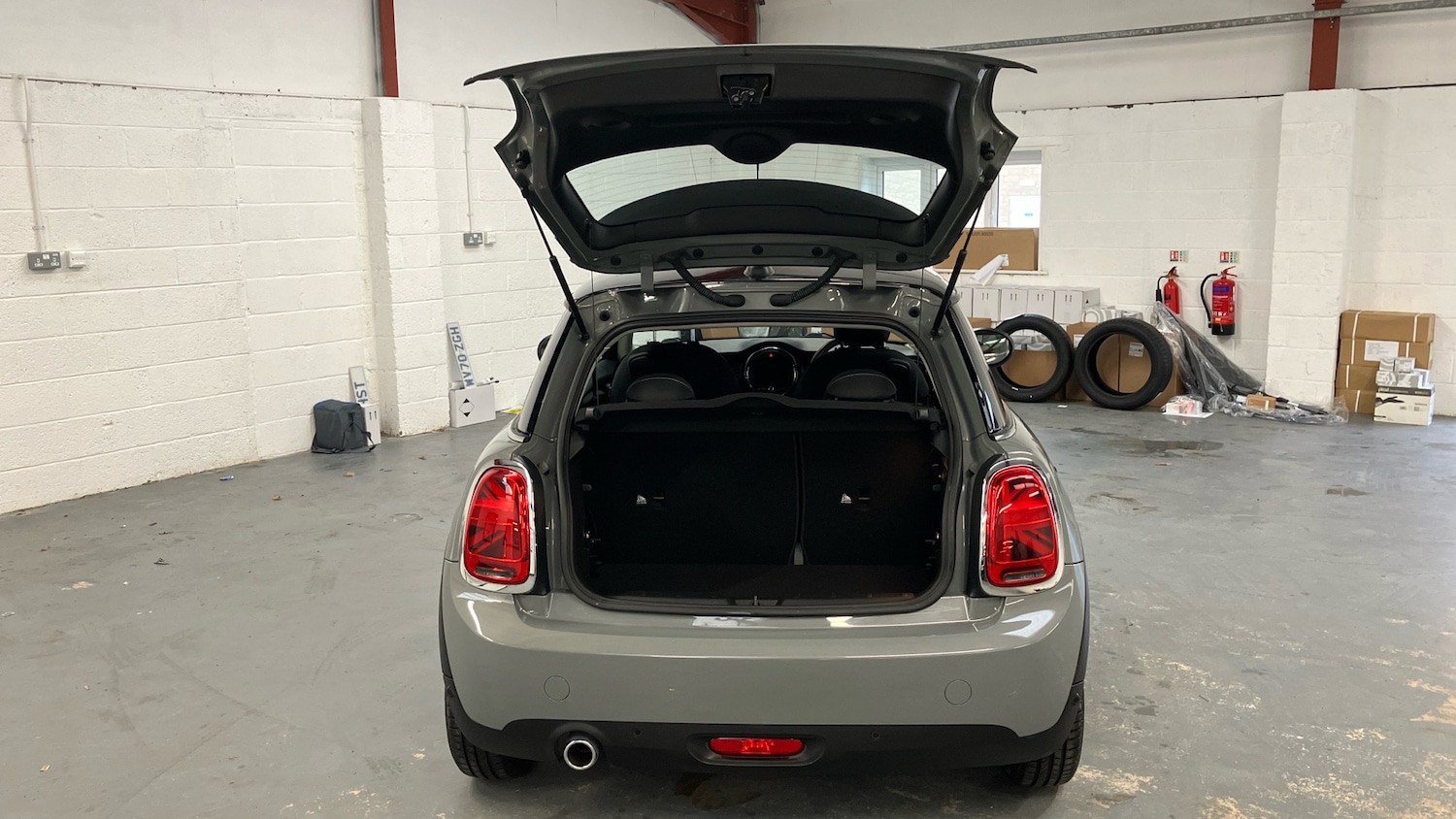 Used MINI Hatch 2019 for sale - 76877361: Photo 32