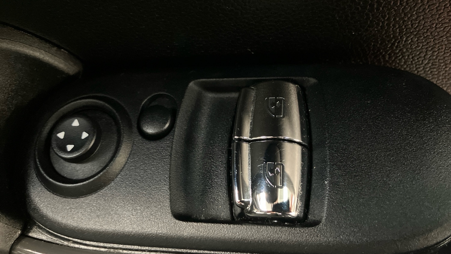 Used MINI Hatch 2019 for sale - 76877361: Photo 37