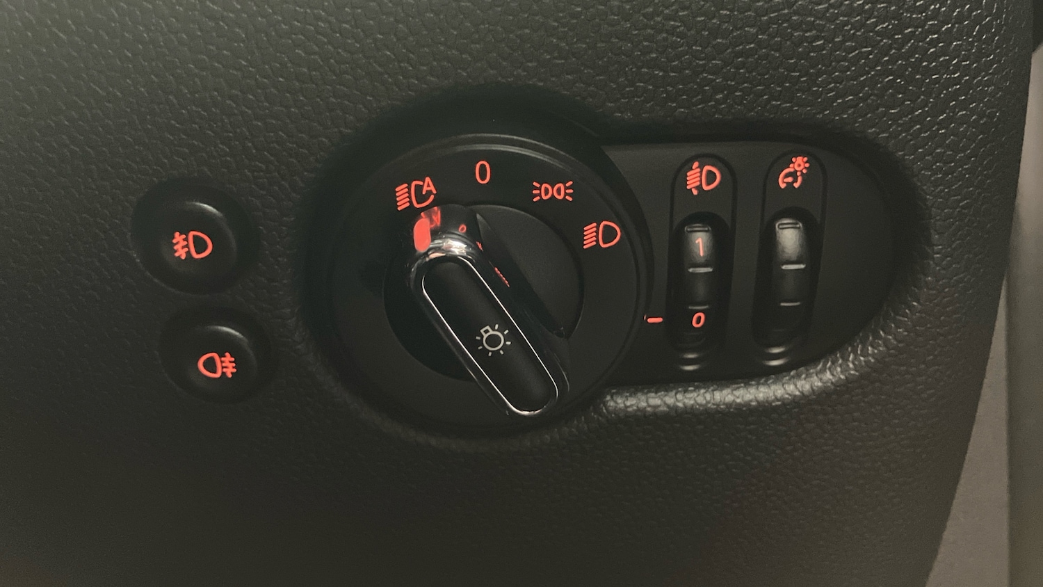 Used MINI Hatch 2019 for sale - 76877361: Photo 39