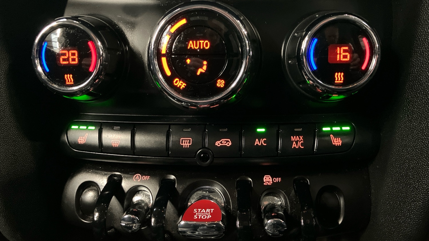 Used MINI Hatch 2019 for sale - 76877361: Photo 43