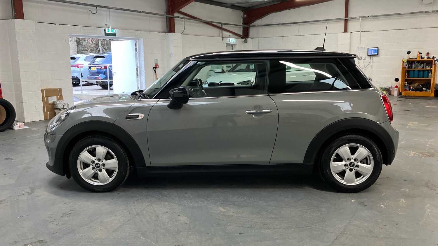 Used MINI Hatch 2019 for sale - 76877361: Photo 59
