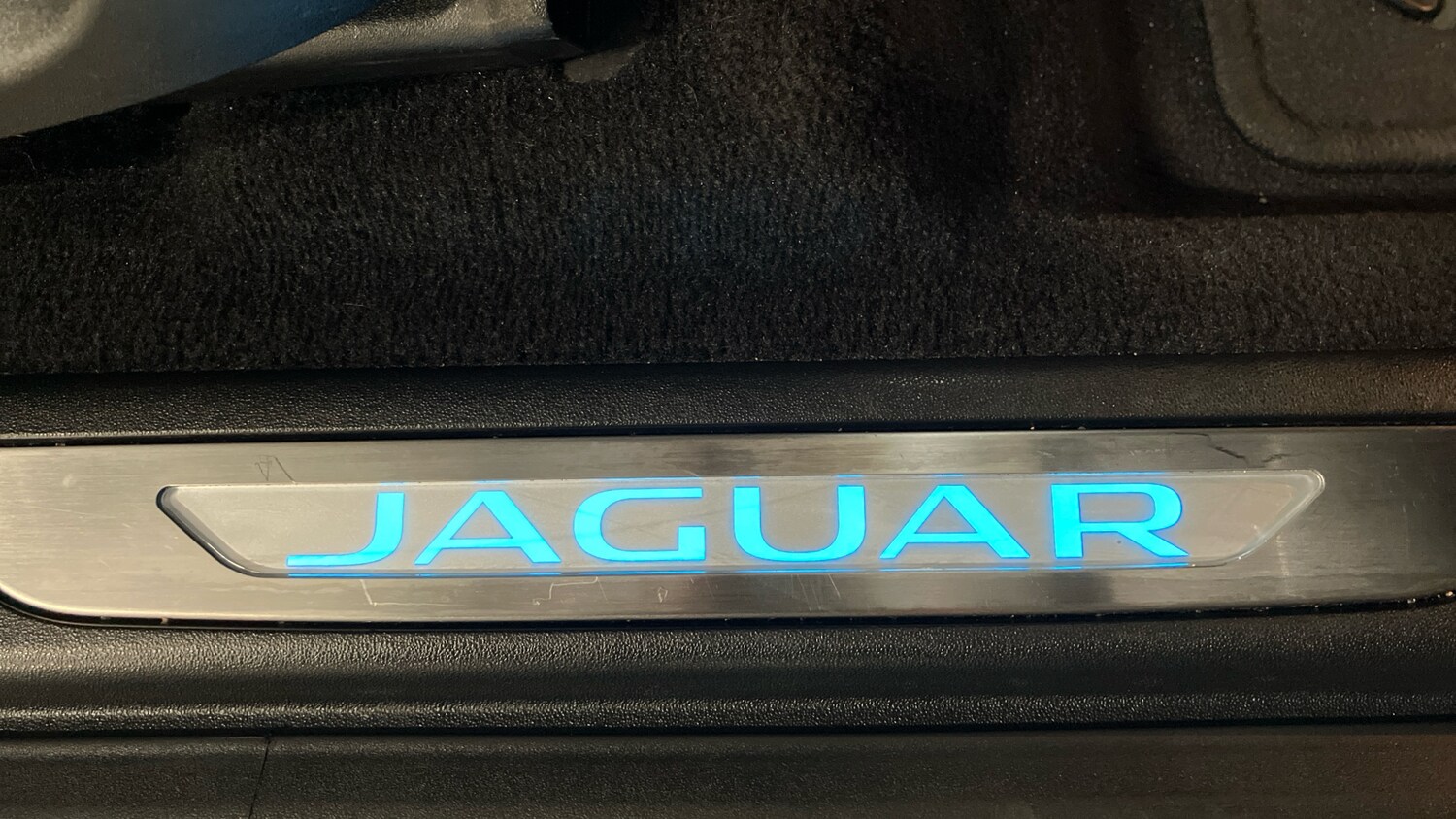 Used Jaguar E-Pace 2020 for sale - 77385040: Photo 47