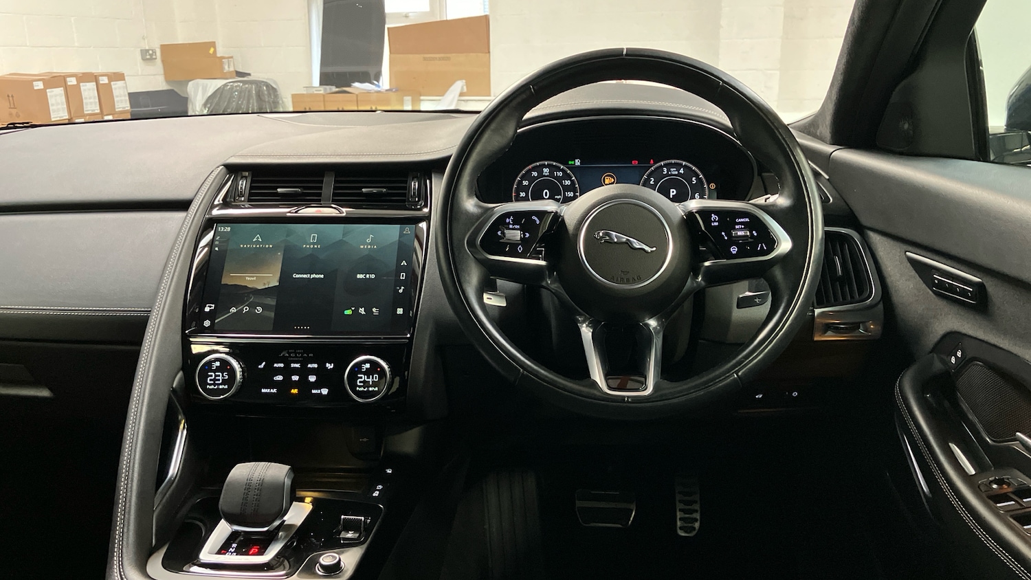 Used Jaguar E-Pace 2020 for sale - 77385040: Photo 5