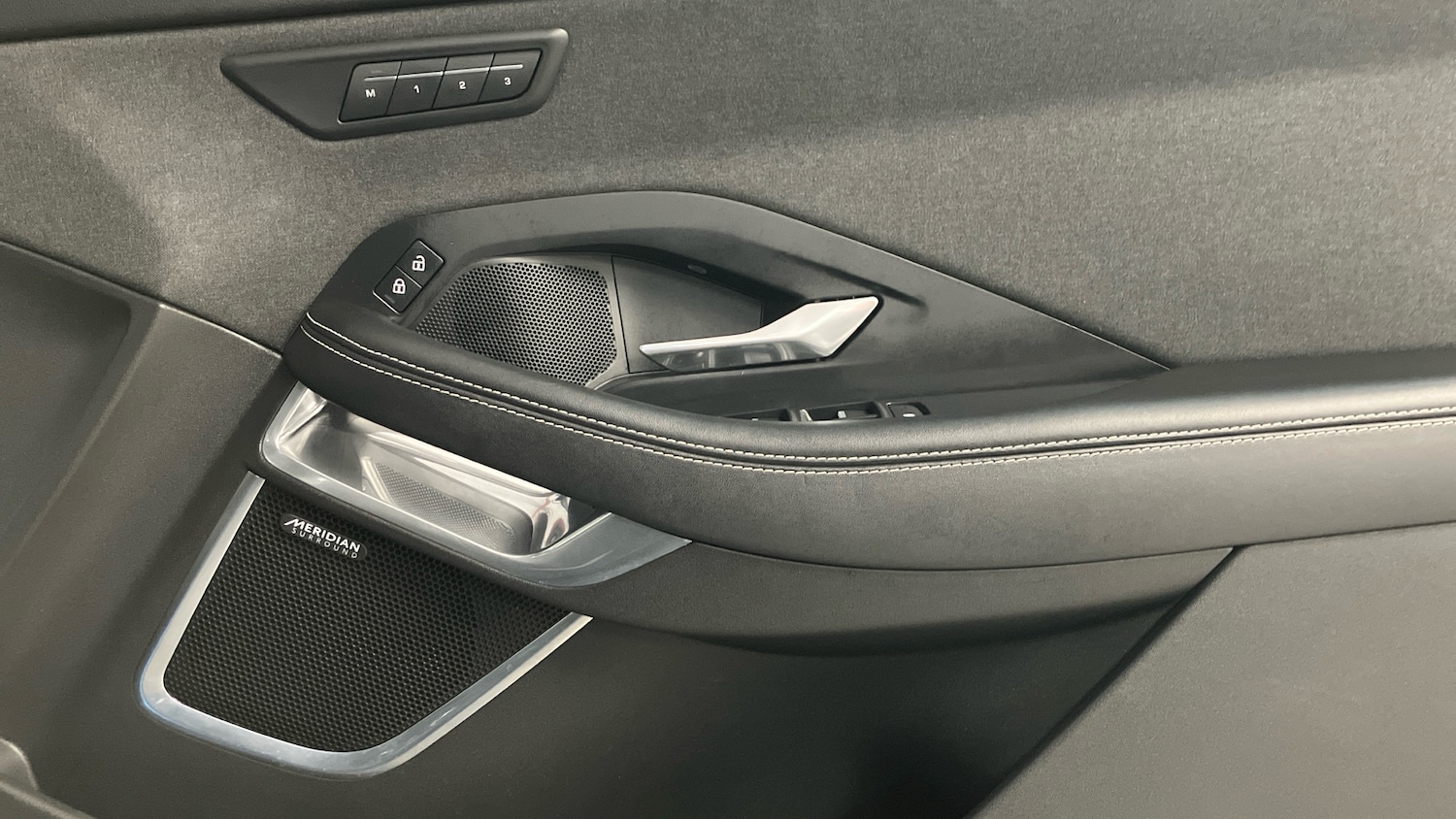 Used Jaguar E-Pace 2020 for sale - 77385040: Photo 50