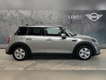 Used MINI Hatch 2023 for sale - 79111686: Photo