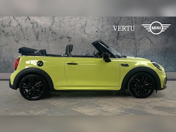 Used MINI Convertible 2024 for sale - 79429205: Photo