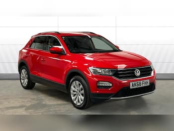 Used Volkswagen T-Roc 2018 for sale - 79673853: Photo