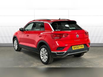 Used Volkswagen T-Roc 2018 for sale - 79673853: Photo