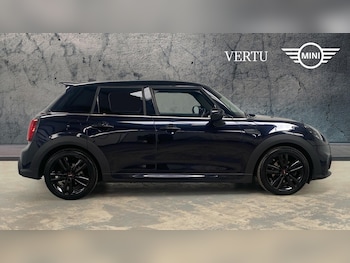 Used MINI Hatch 2023 for sale - 79295356: Photo