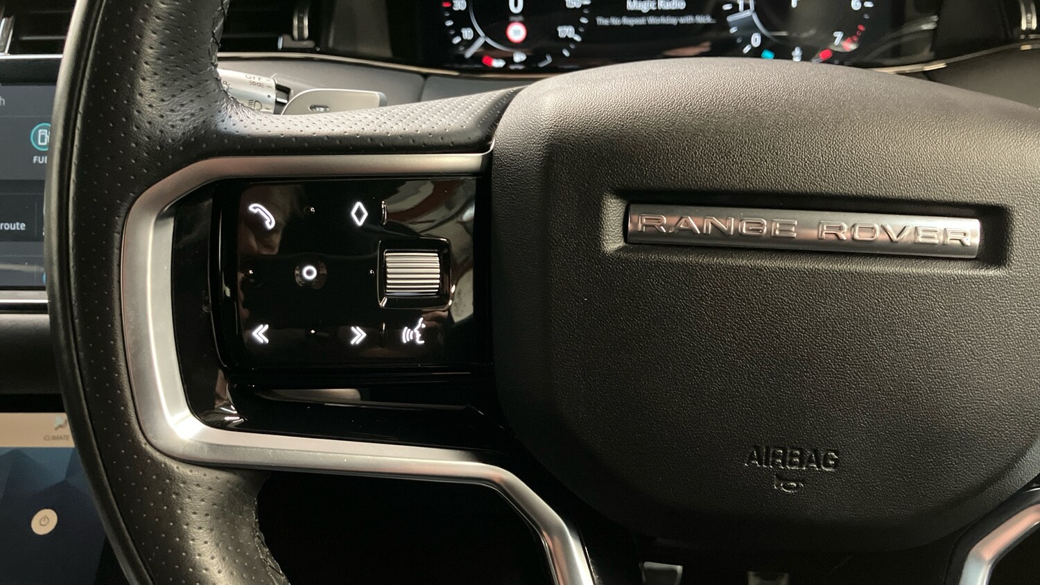 Used Land Rover Range Rover Evoque 2021 for sale - 76777921: Photo 17