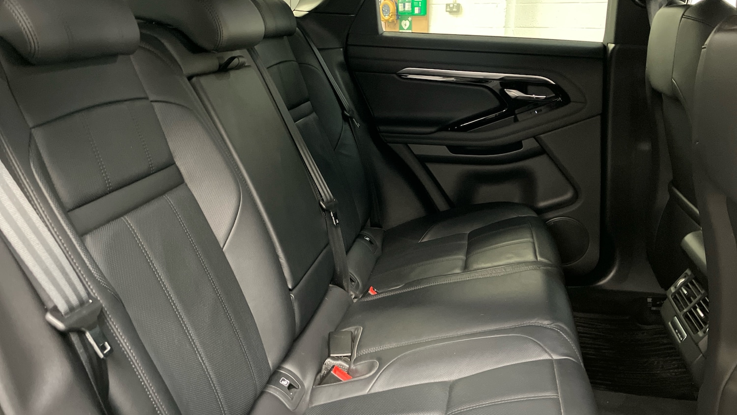 Used Land Rover Range Rover Evoque 2021 for sale - 76777921: Photo 41