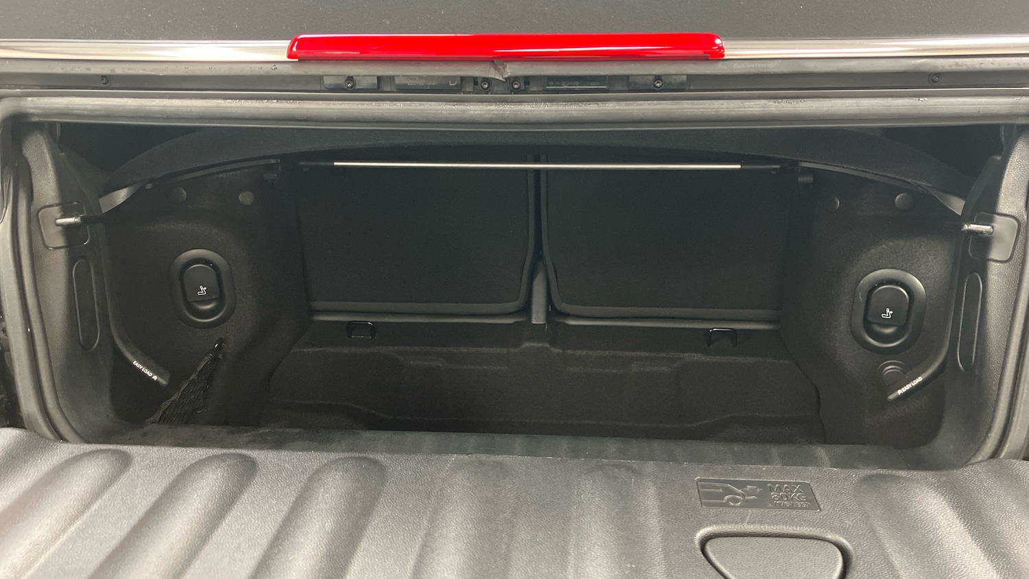 Used MINI Convertible 2019 for sale - 77589706: Photo 13