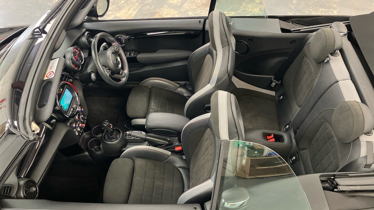 Used MINI Convertible 2019 for sale - 77589706: Photo 33