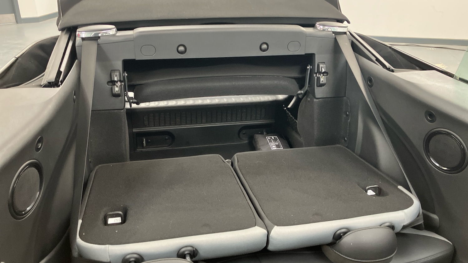 Used MINI Convertible 2019 for sale - 77589706: Photo 34