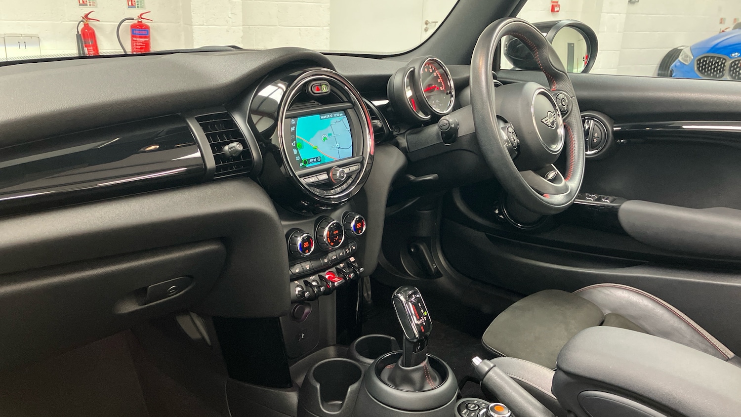 Used MINI Convertible 2019 for sale - 77589706: Photo 7