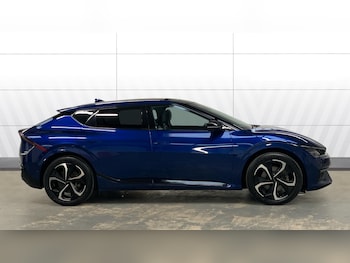 Used Kia EV6 2023 for sale - 77605139: Photo