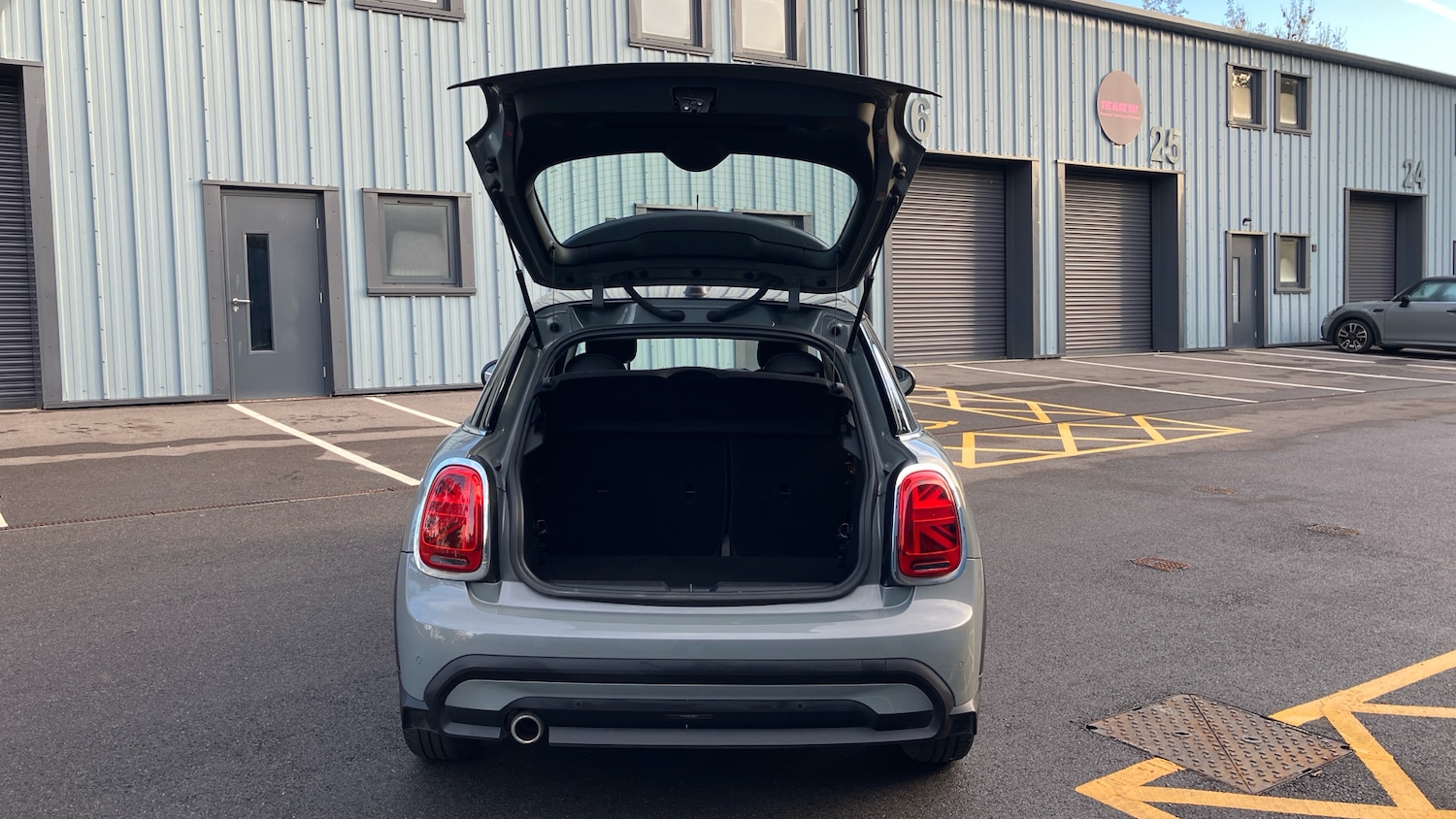 Used MINI Hatch 2021 for sale - 76340964: Photo 31