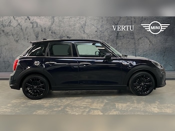 Used MINI Hatch 2023 for sale - 77460219: Photo