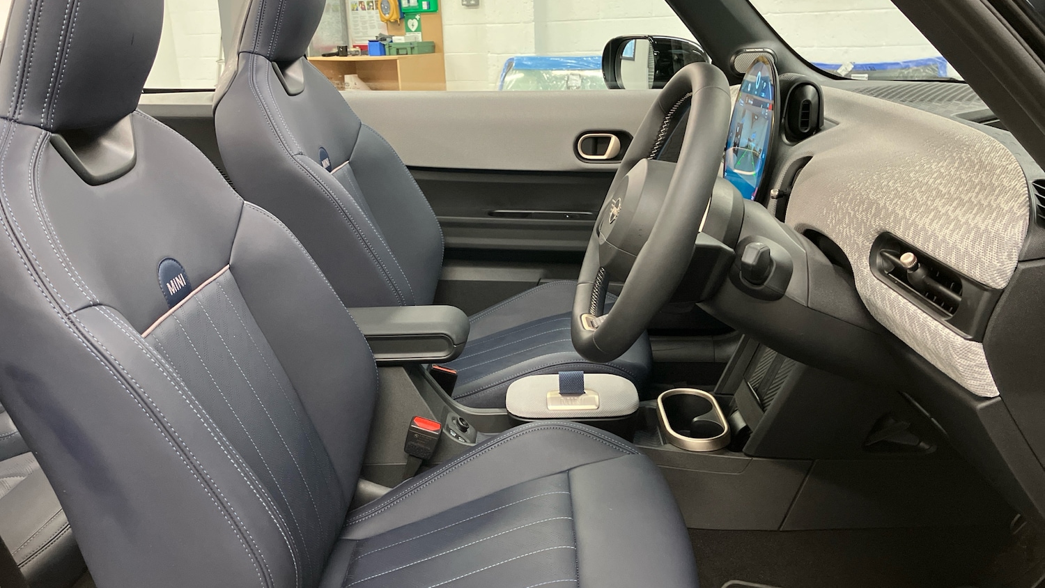 Used MINI Cooper 2025 for sale - 76979331: Photo 11