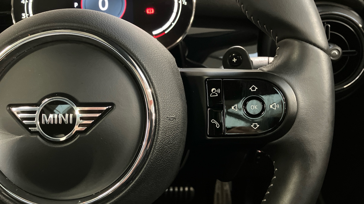 Used MINI Hatch 2023 for sale - 77326024: Photo 18