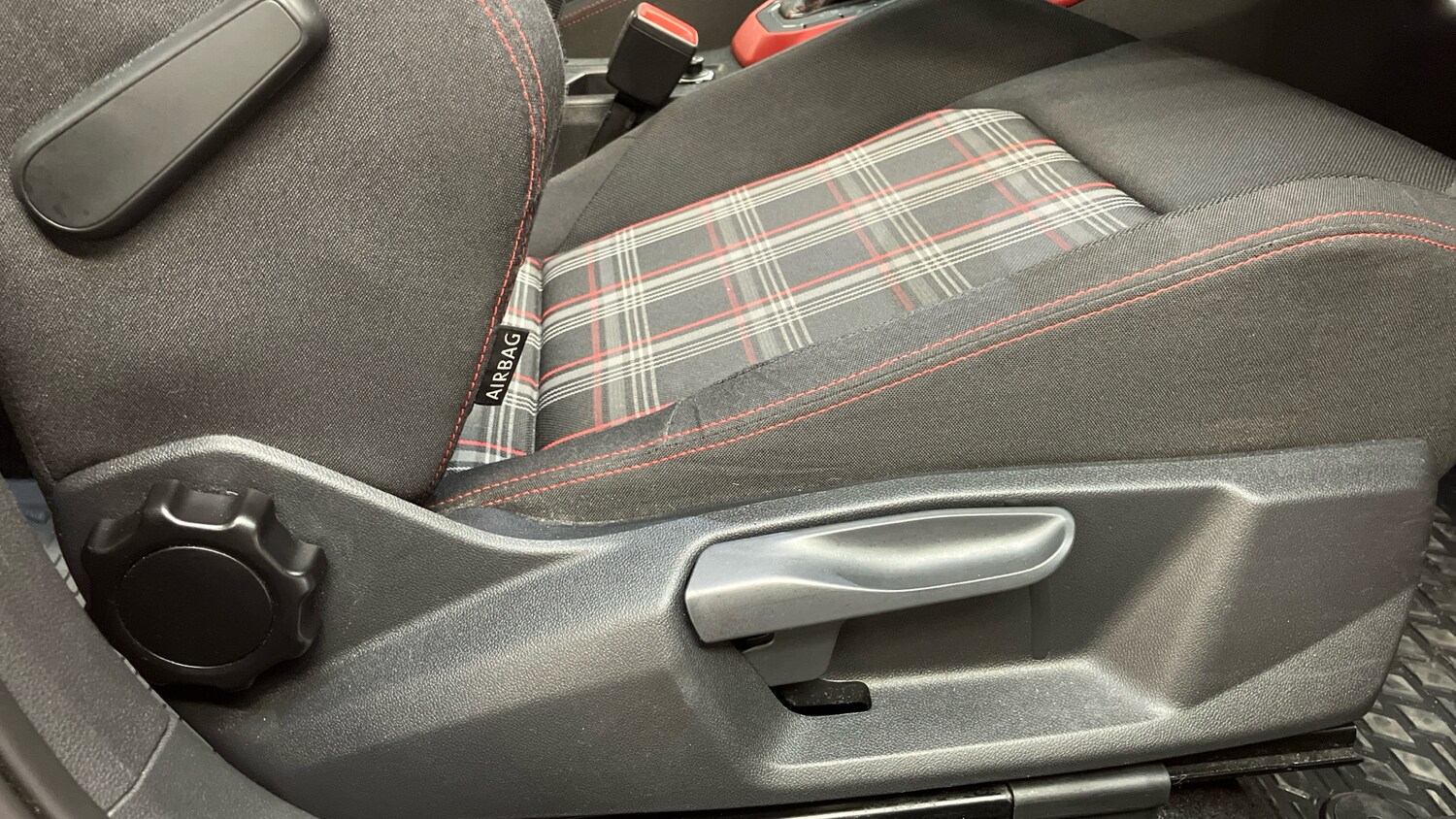 Used Volkswagen Polo 2020 for sale - 77052952: Photo 38