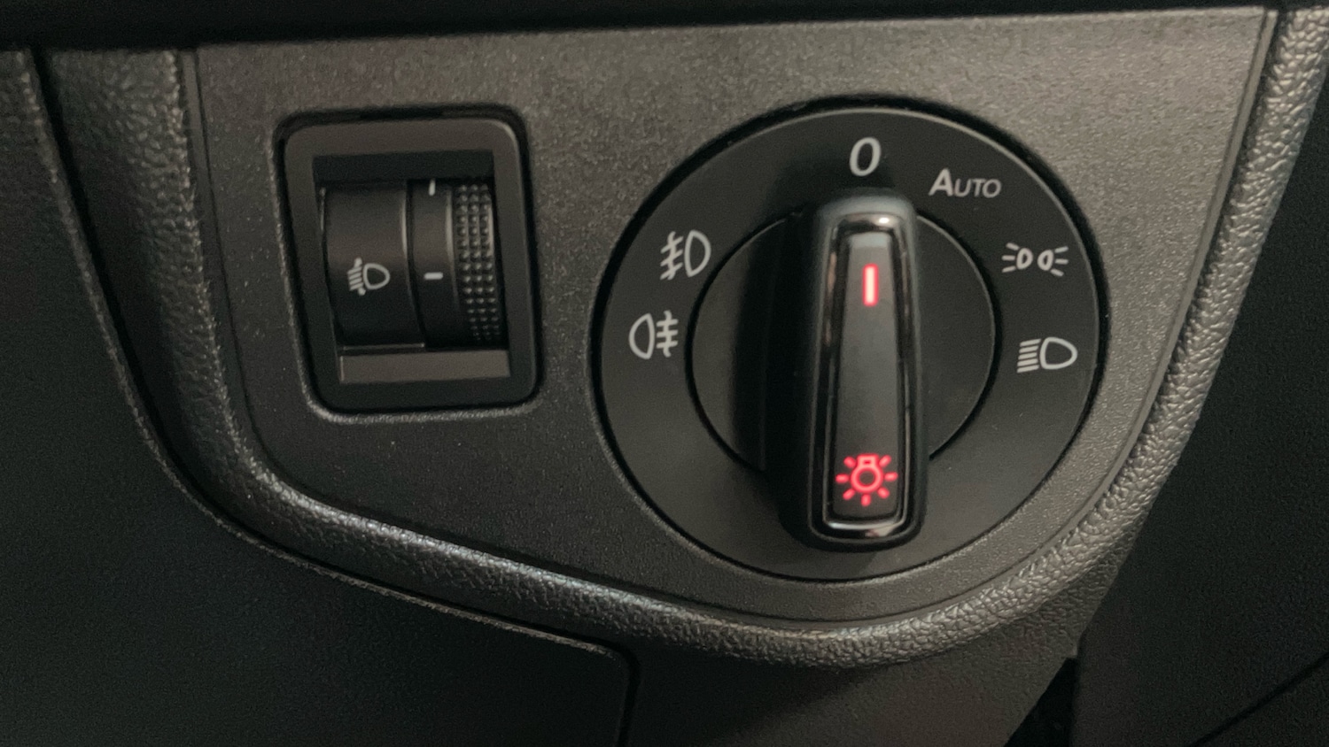 Used Volkswagen Polo 2020 for sale - 77052952: Photo 42