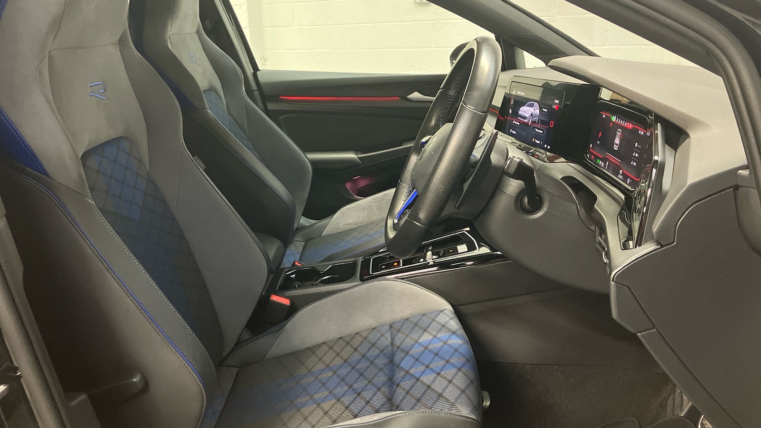 Used Volkswagen Golf 2024 for sale - 77325975: Photo 11