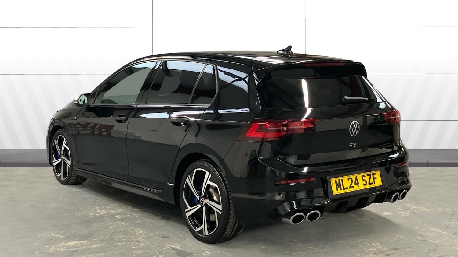 Used Volkswagen Golf 2024 for sale - 77325975: Photo 2