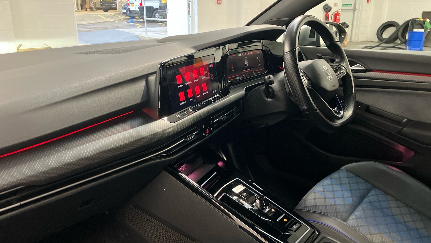 Used Volkswagen Golf 2024 for sale - 77325975: Photo 7