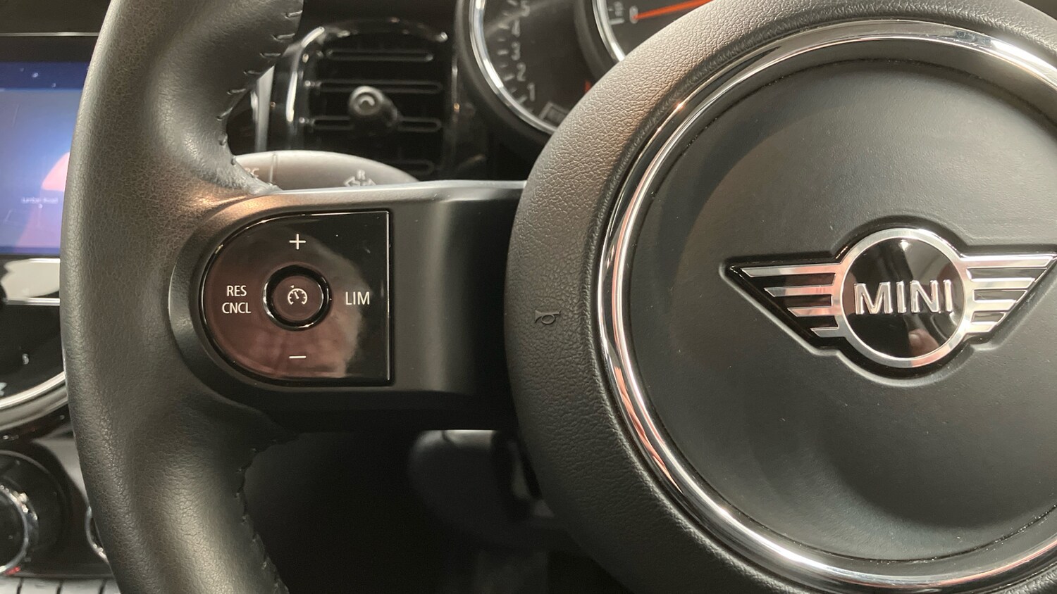 Used MINI Hatch 2022 for sale - 77961689: Photo 17