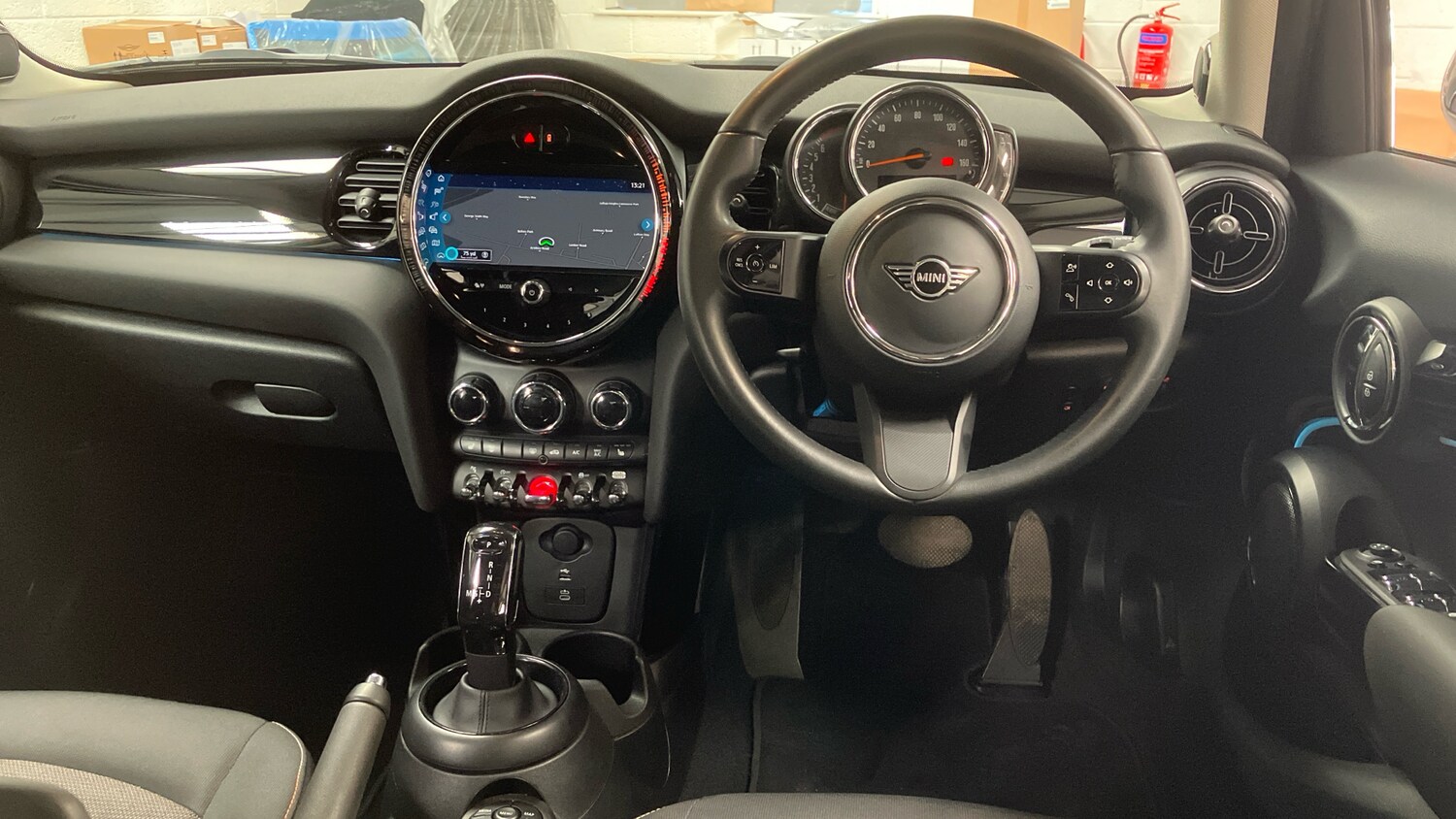 Used MINI Hatch 2022 for sale - 77961689: Photo 5