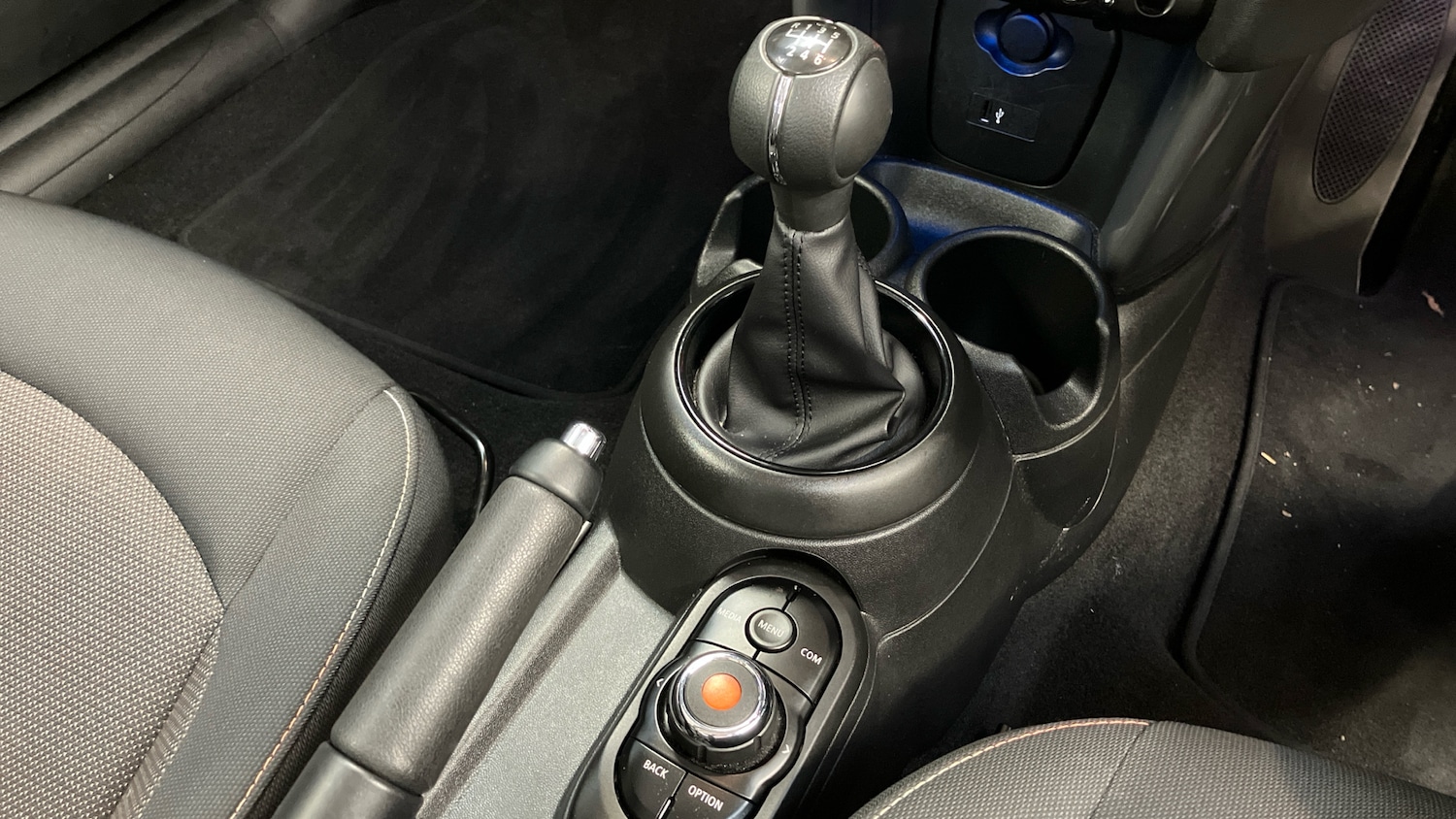 Used MINI Convertible 2020 for sale - 76958431: Photo 10