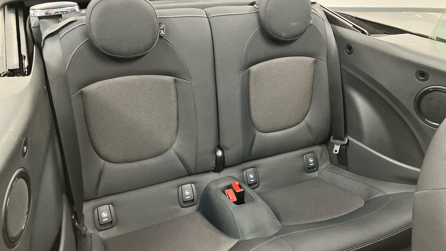 Used MINI Convertible 2020 for sale - 76958431: Photo 12