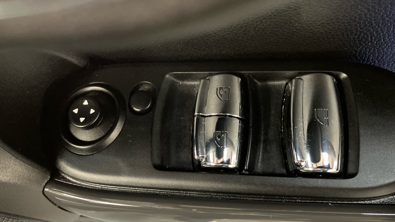 Used MINI Convertible 2020 for sale - 76958431: Photo 47