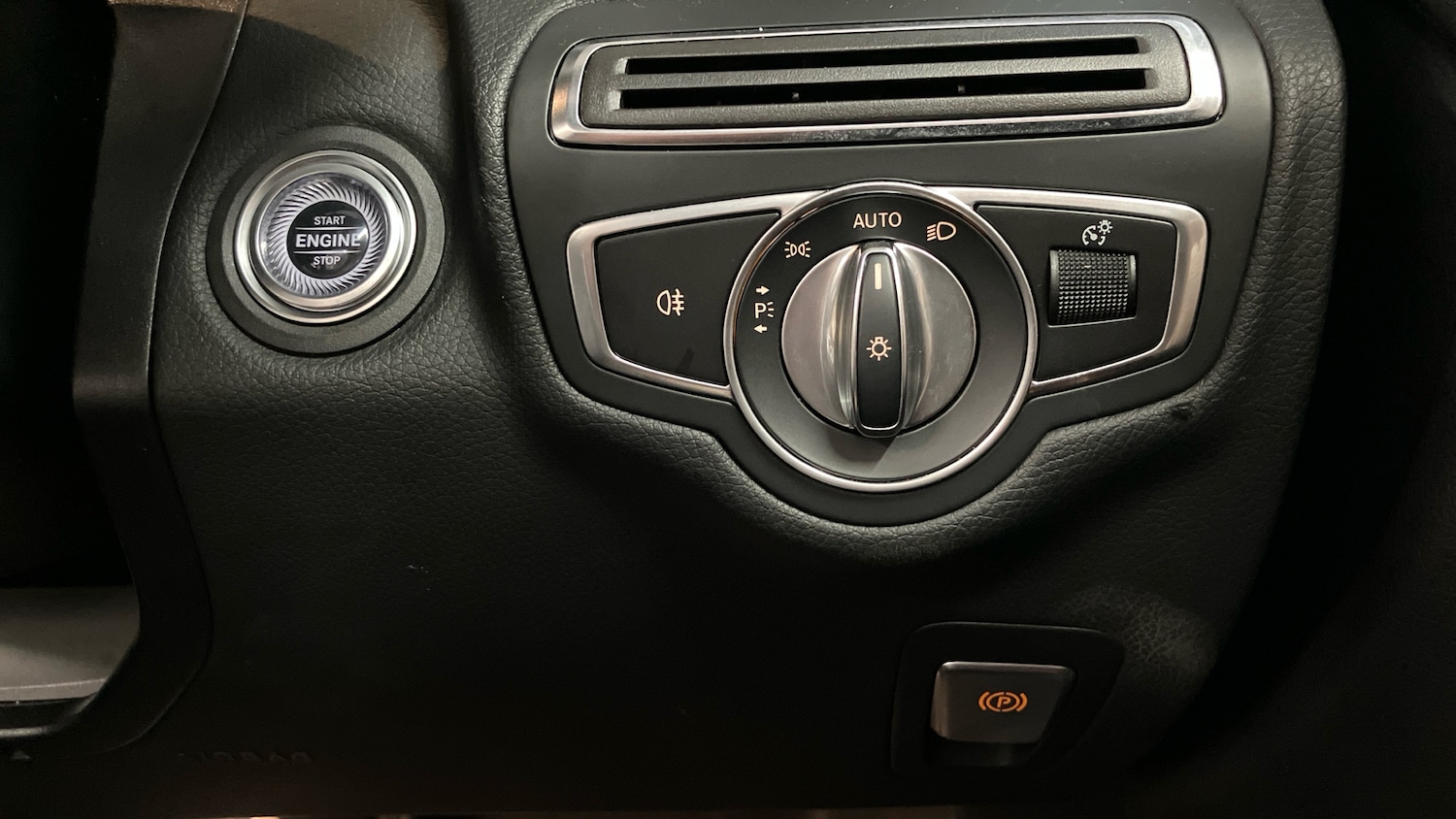 Used Mercedes-Benz C Class 2019 for sale - 76980740: Photo 49