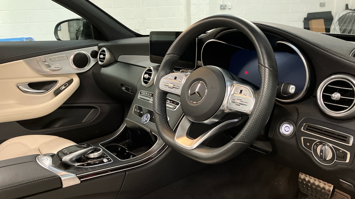 Used Mercedes-Benz C Class 2019 for sale - 76980740: Photo 6