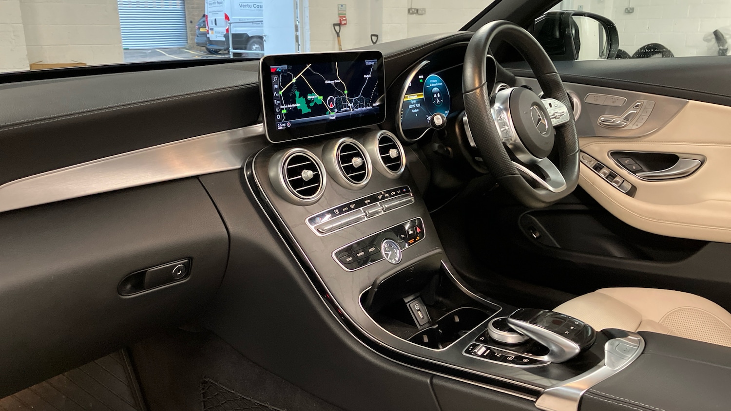 Used Mercedes-Benz C Class 2019 for sale - 76980740: Photo 7