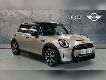 2022 (22) - 2.0 Cooper S Exclusive 5dr Auto [Comfort Pack] Petrol Hatchback