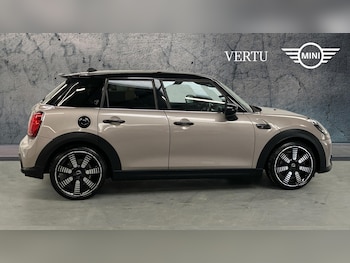 Used MINI Hatch 2022 for sale - 75895321: Photo