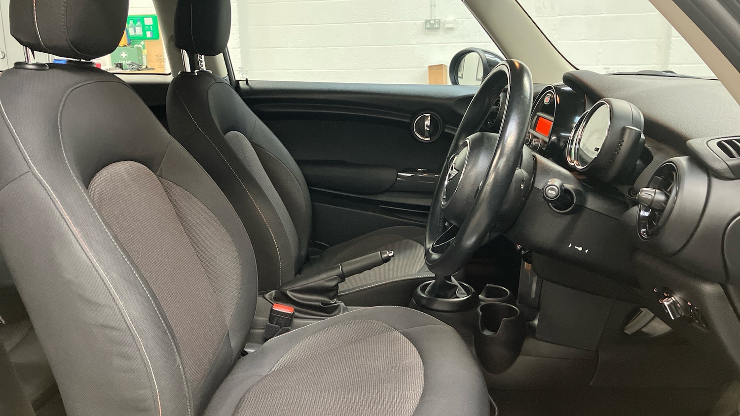 Used MINI Hatch 2017 for sale - 77630682: Photo 11