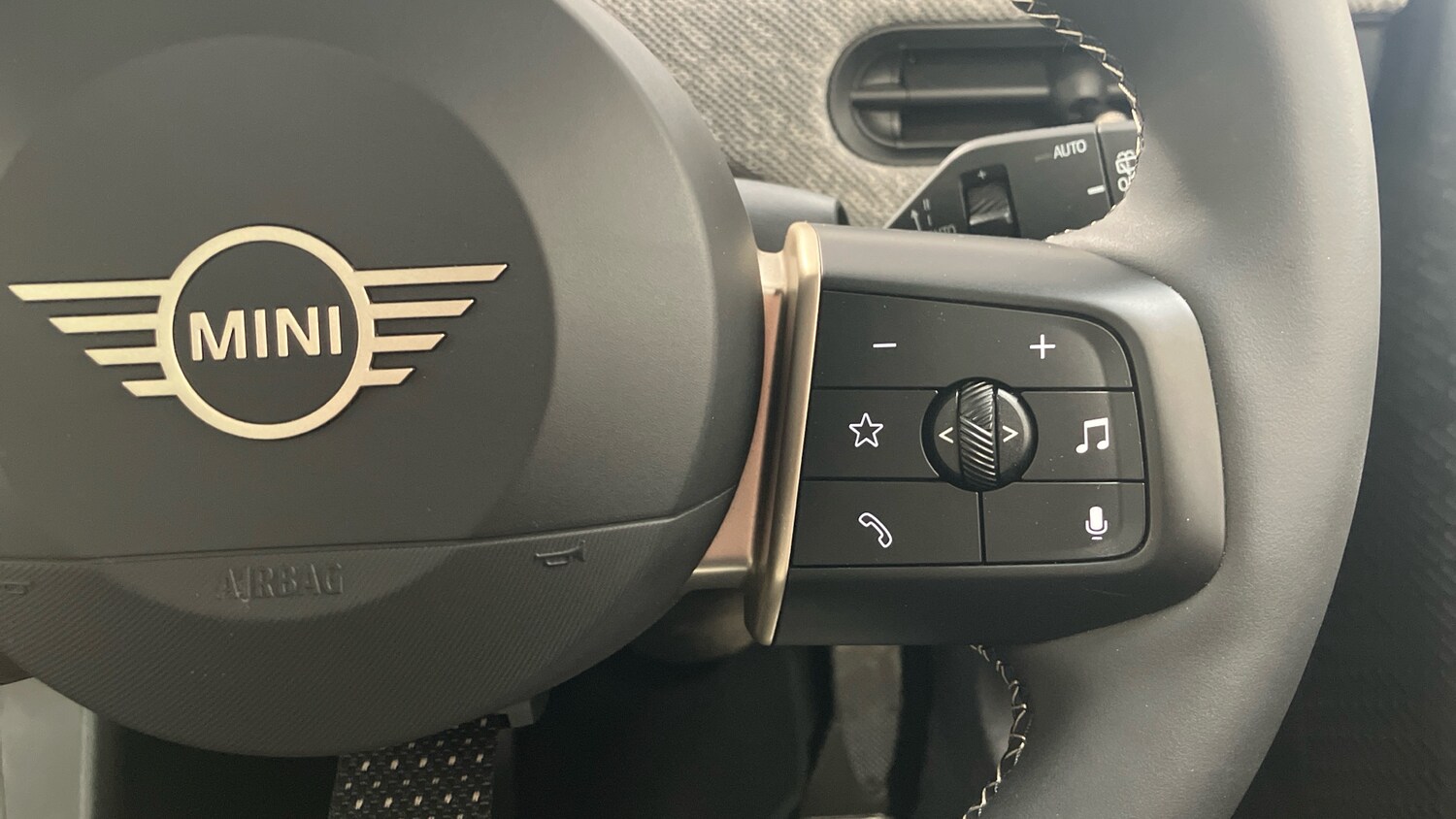 Used MINI Cooper 2024 for sale - 77996926: Photo 18