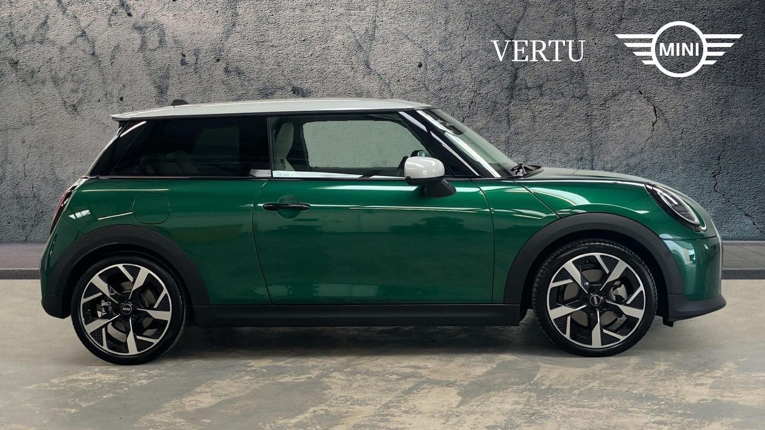 Used MINI Cooper 2024 for sale - 77996926: Photo 3