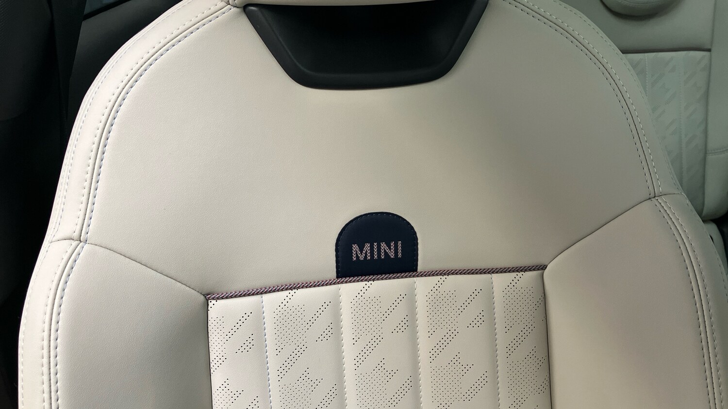 Used MINI Cooper 2024 for sale - 77996926: Photo 48