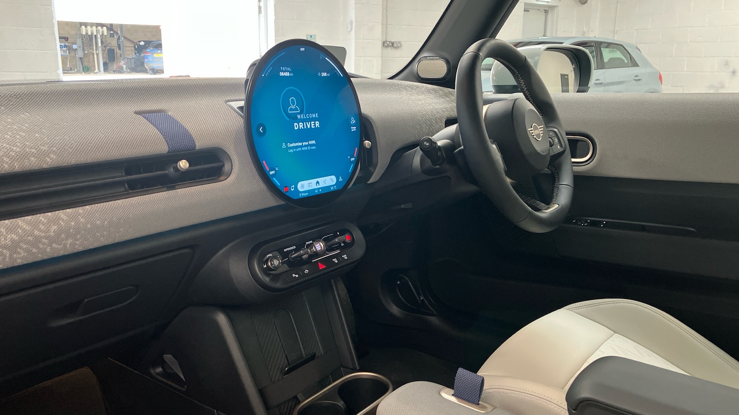 Used MINI Cooper 2024 for sale - 77996926: Photo 7