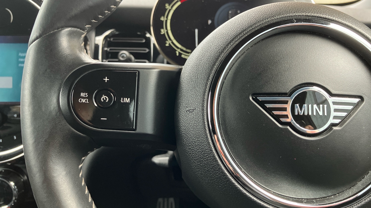 Used MINI Hatch 2022 for sale - 76525630: Photo 17