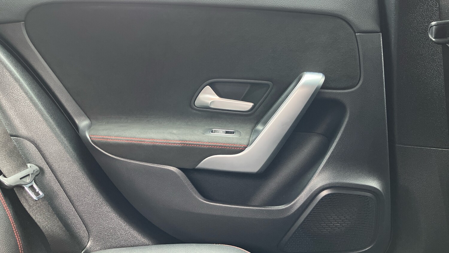 Used Mercedes-Benz A-Class 2018 for sale - 77812846: Photo 32