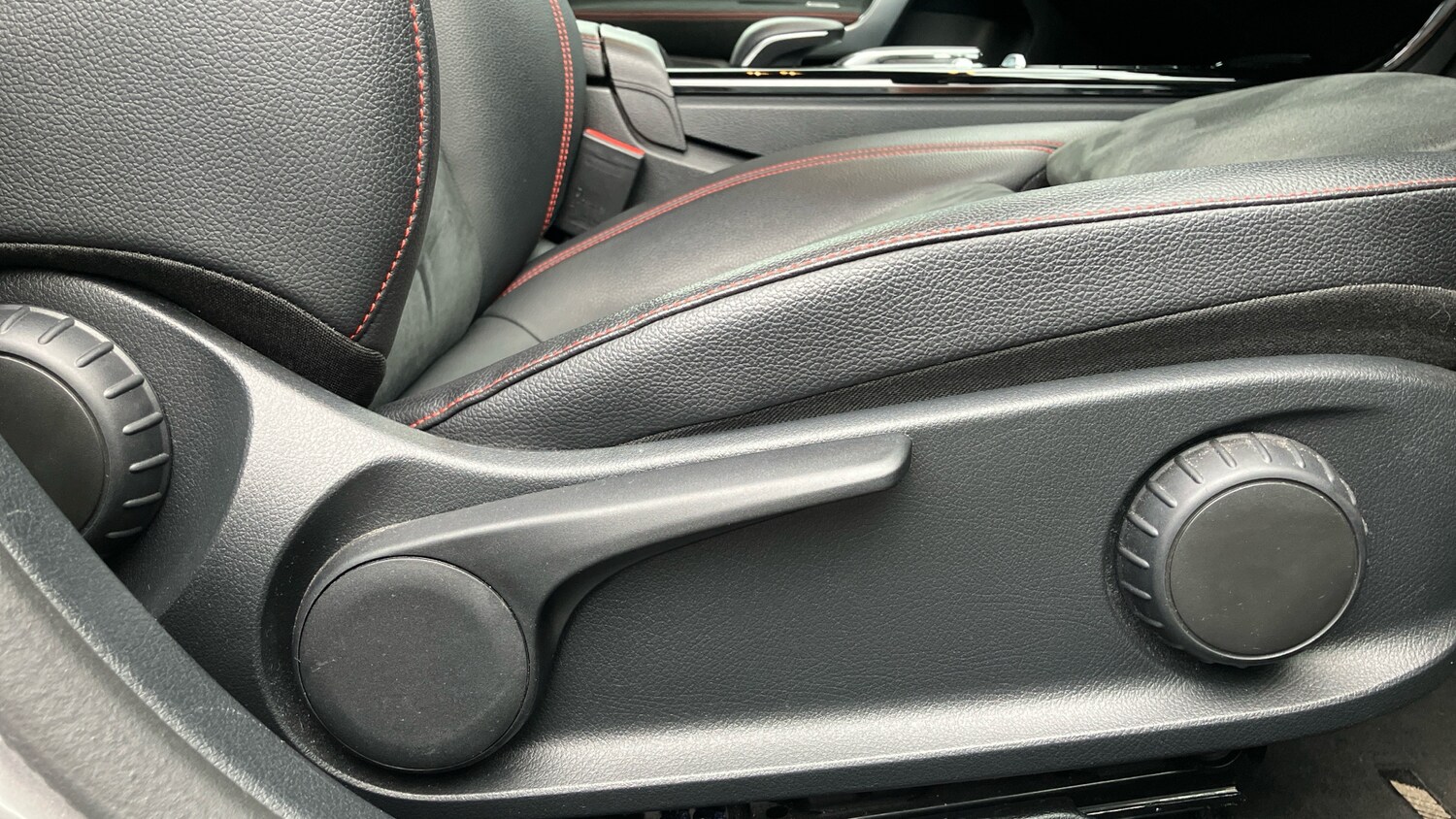 Used Mercedes-Benz A-Class 2018 for sale - 77812846: Photo 40