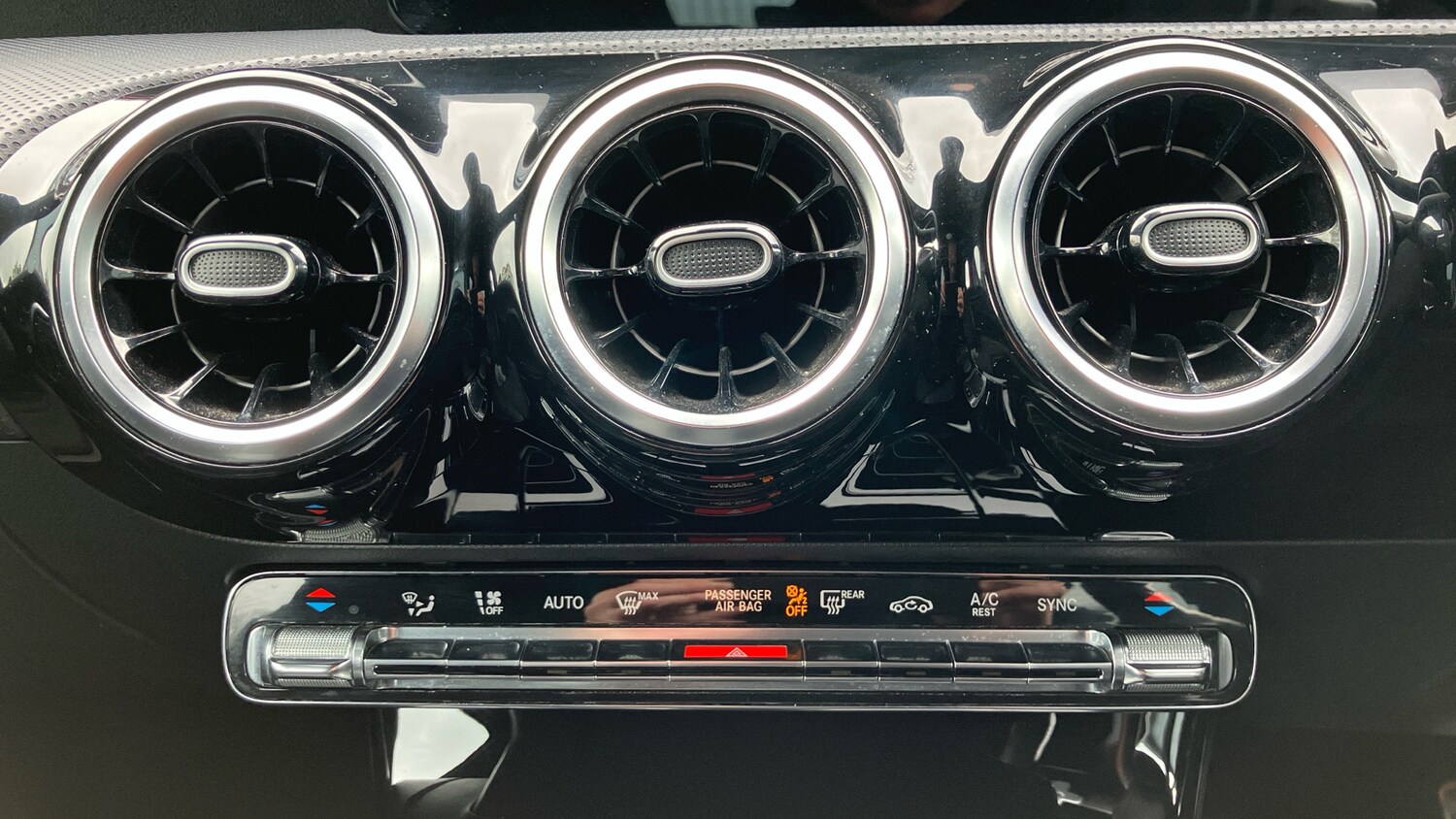 Used Mercedes-Benz A-Class 2018 for sale - 77812846: Photo 50